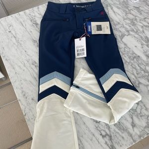 Perfect moment ski pants XS new